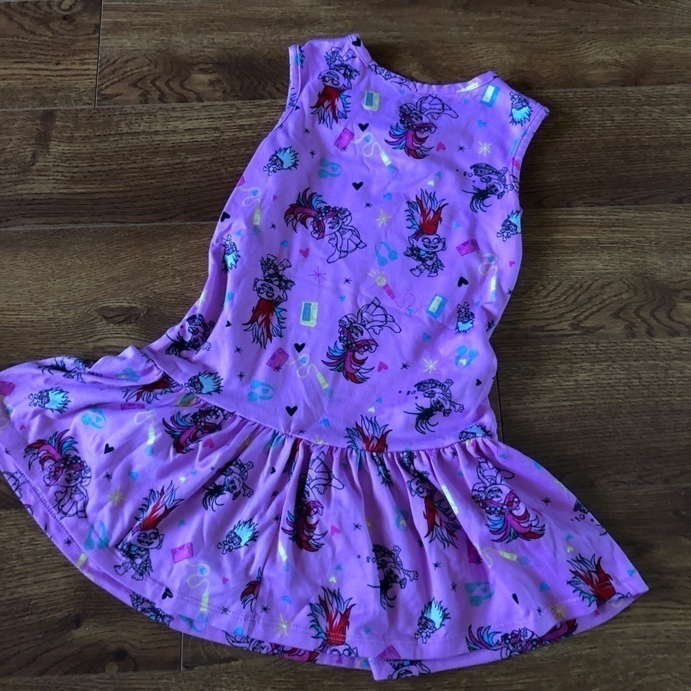 Dreamworks Trolls world tour stretch knit sleeveless dress in size XS (4-5)